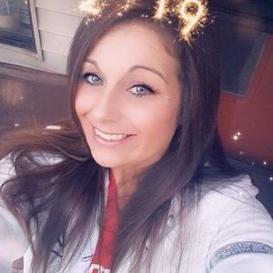 Meet your Posher, Carrie